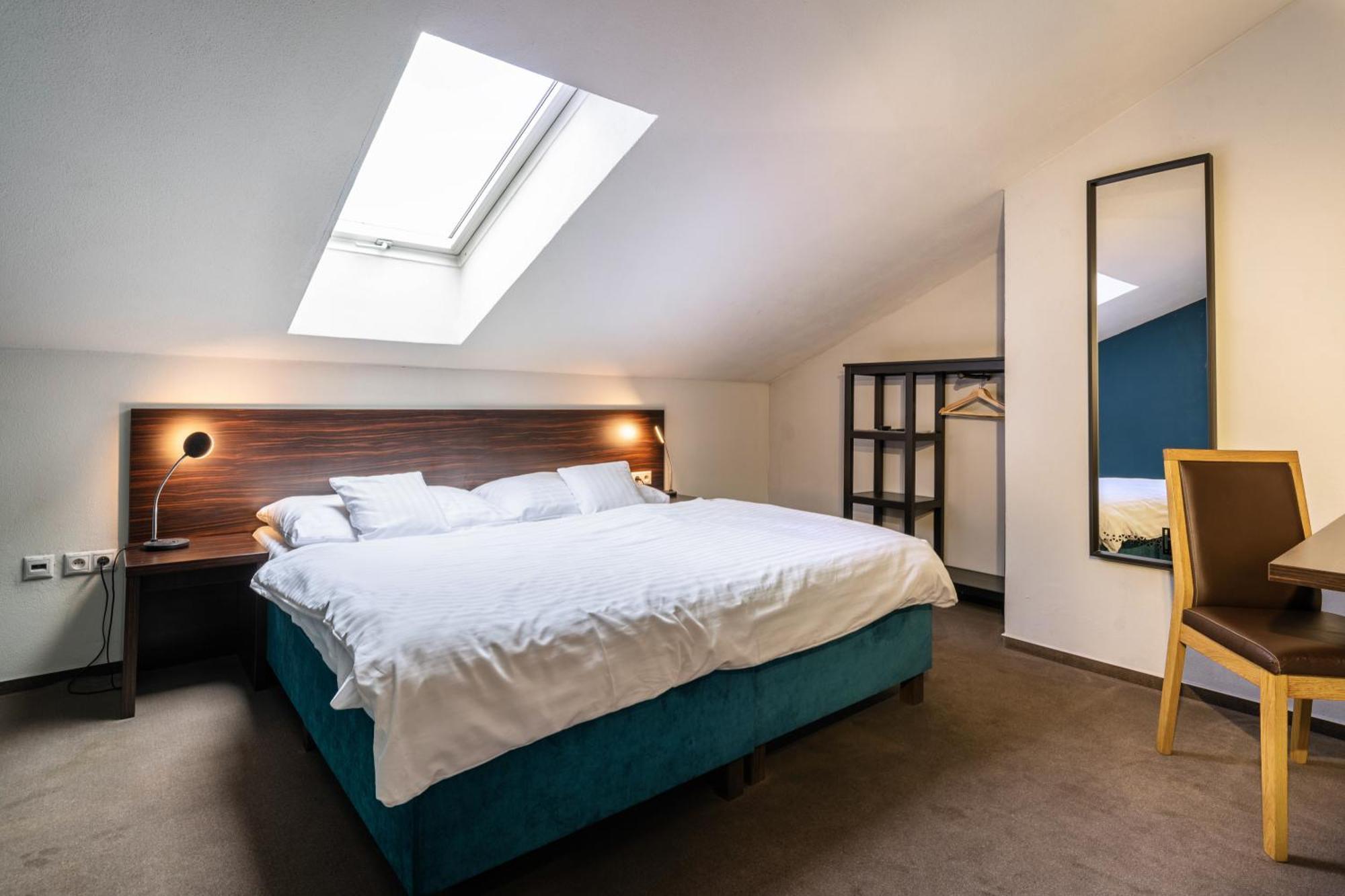 Boutique Hotel11 With Rooftop Hotel