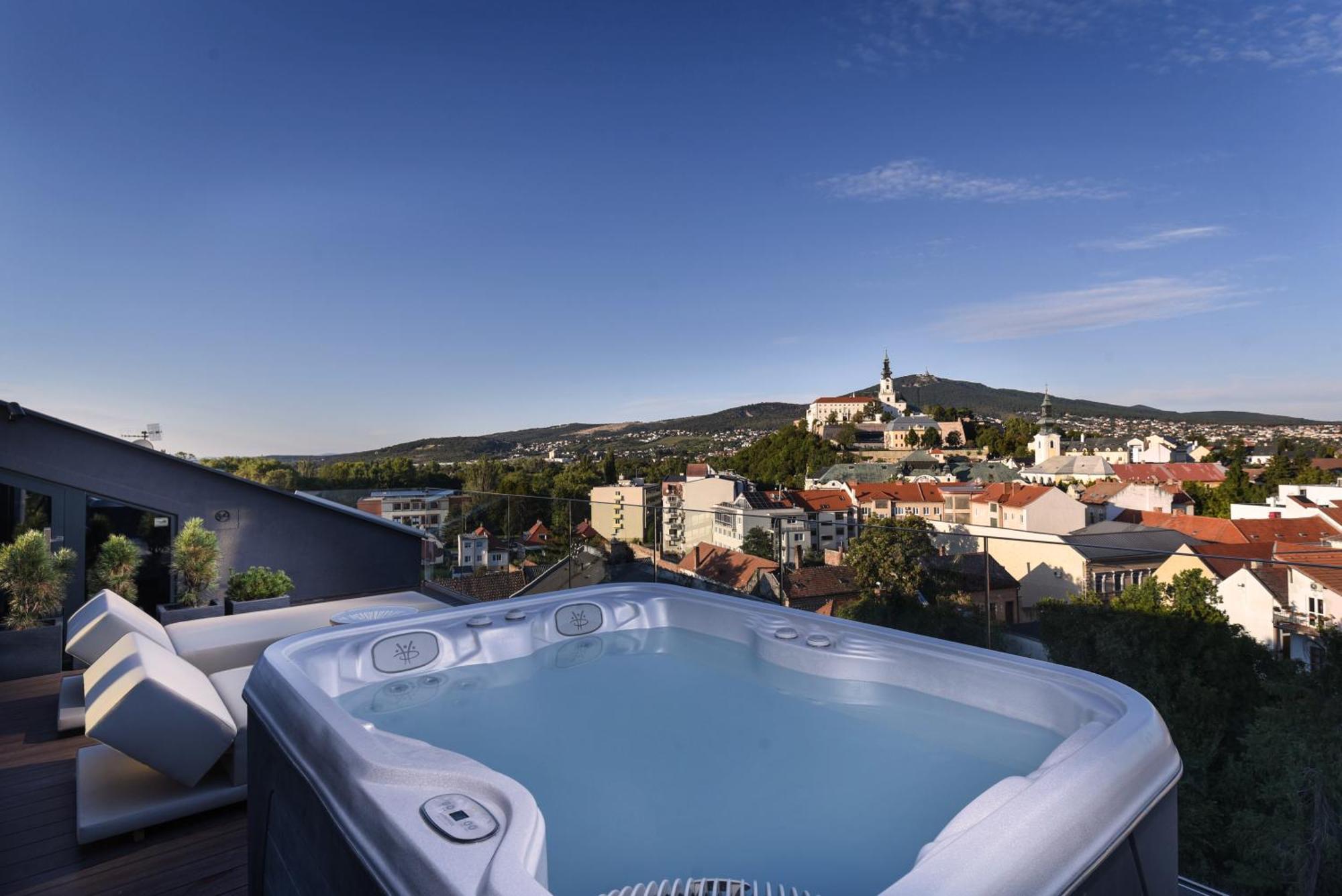 Boutique Hotel11 With Rooftop Nitra